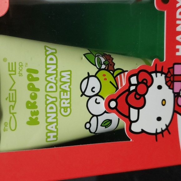 Hello Kitty and Friends Limited Edition NWT Gift Boxed Handy Creme Trio - Picture 2 of 7